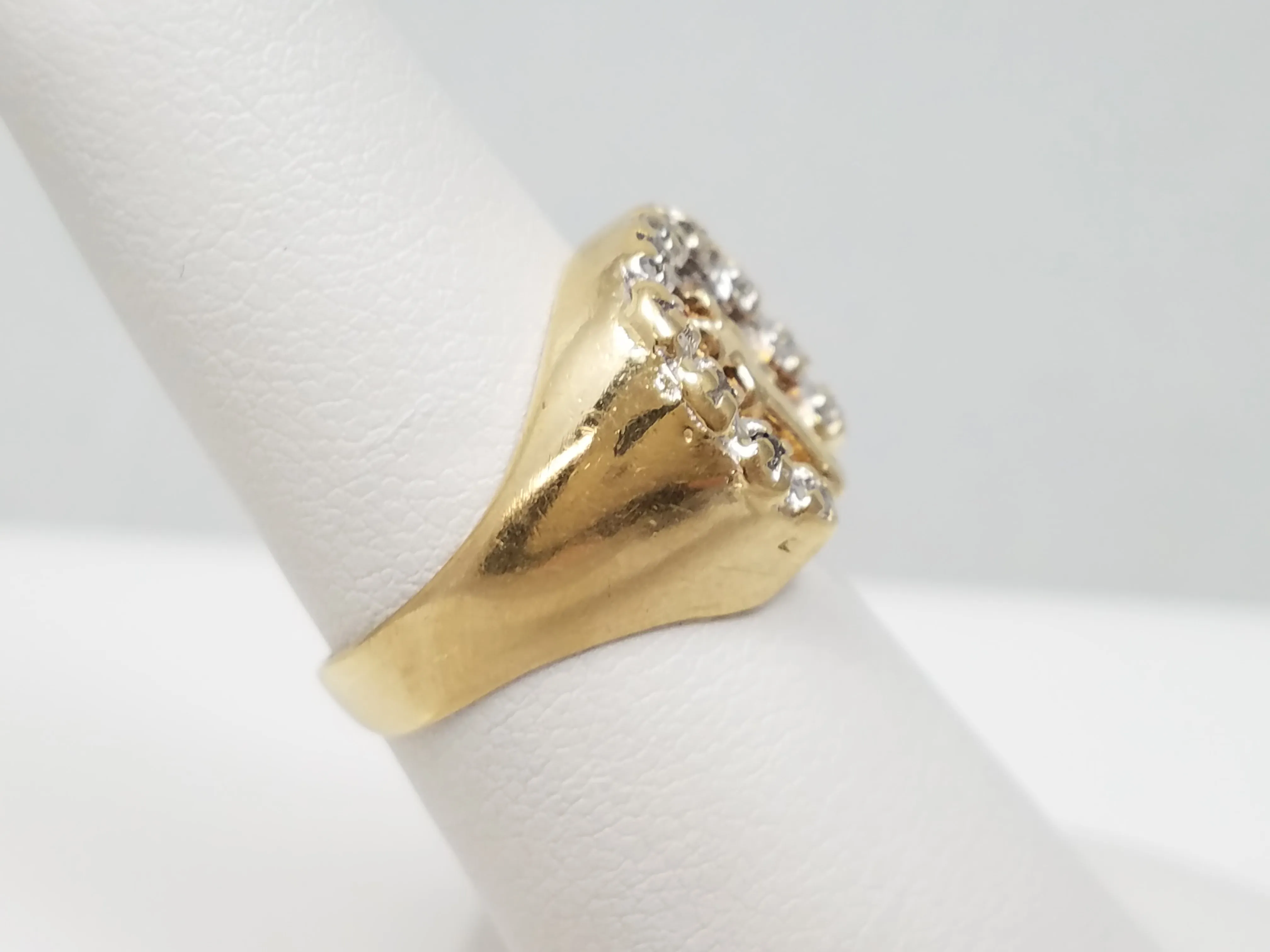 10k Yellow Gold Diamond Horseshoe Ring