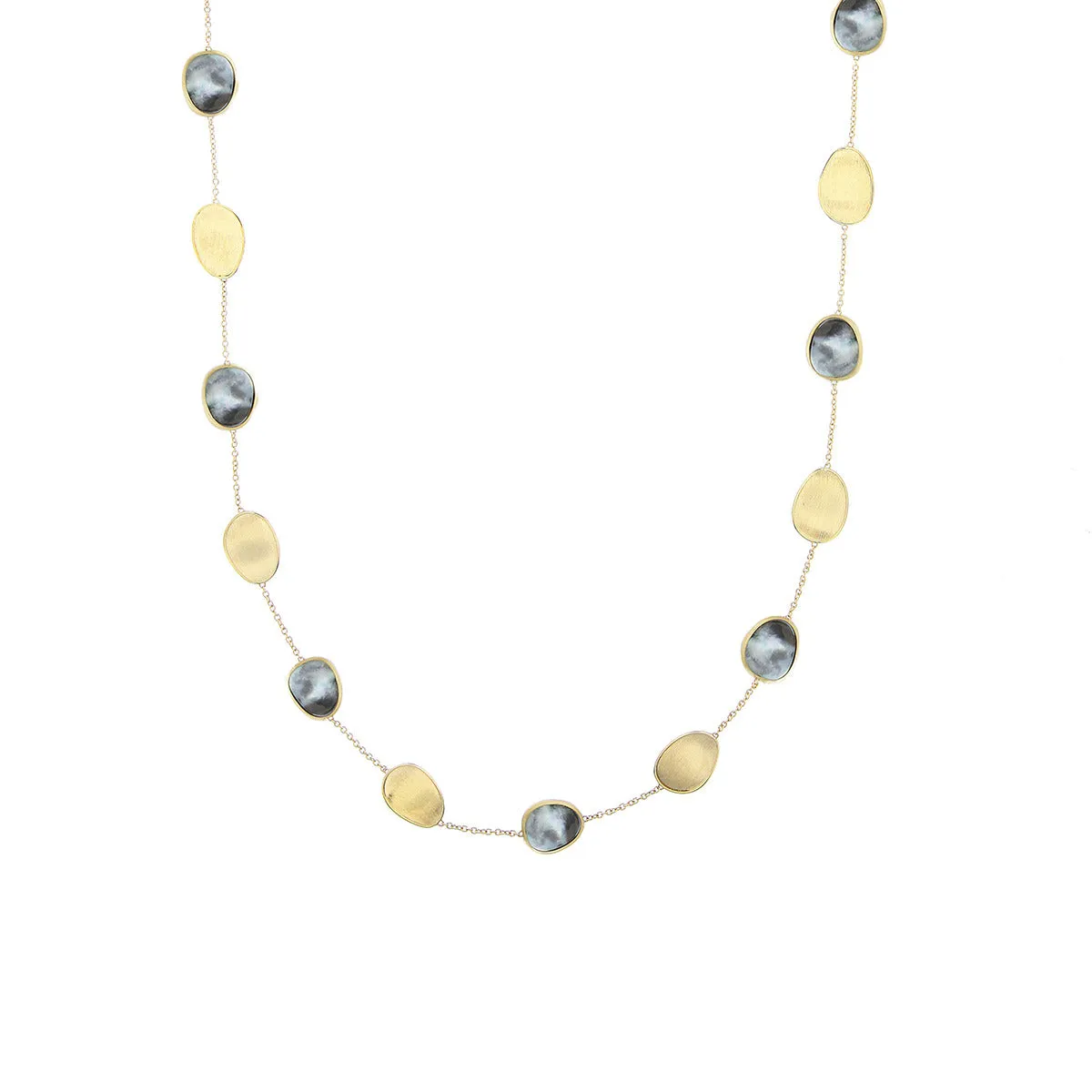 18K Yellow Gold Black Mother of Pearl Short Necklace