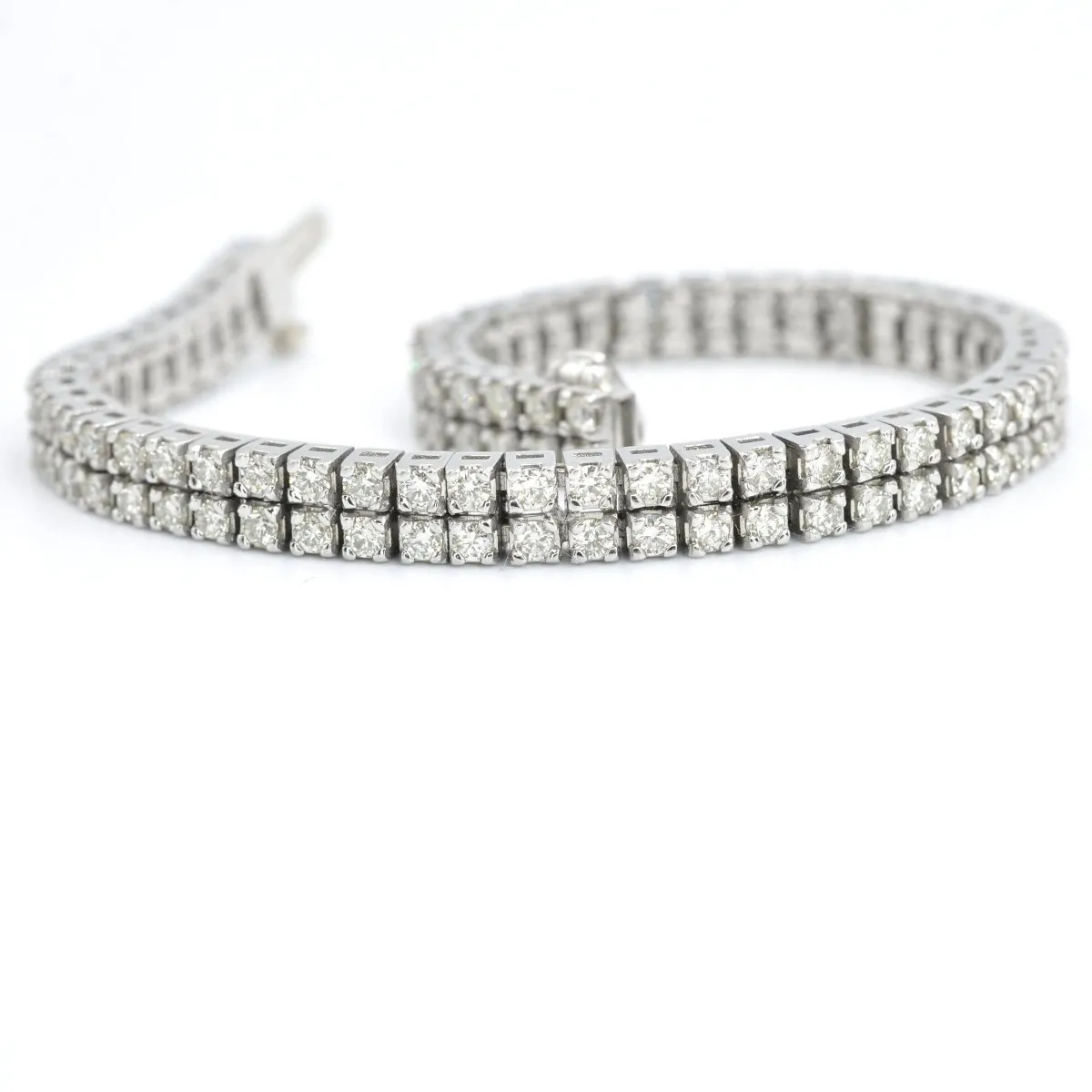 Blissful  4.10CT Round Cut Diamond Tennis Bracelet in Platinum