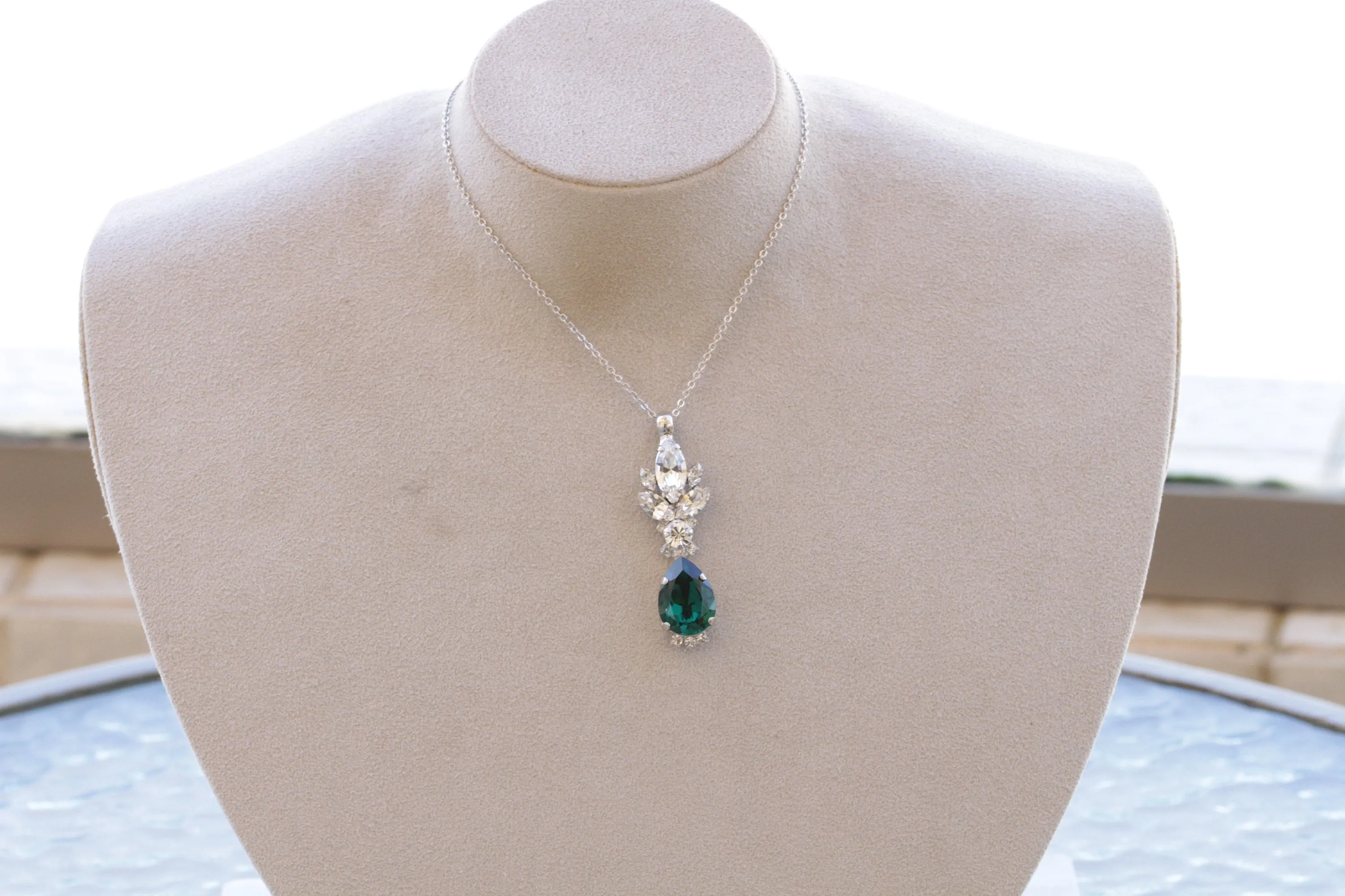 BRIDAL OPAL NECKLACE