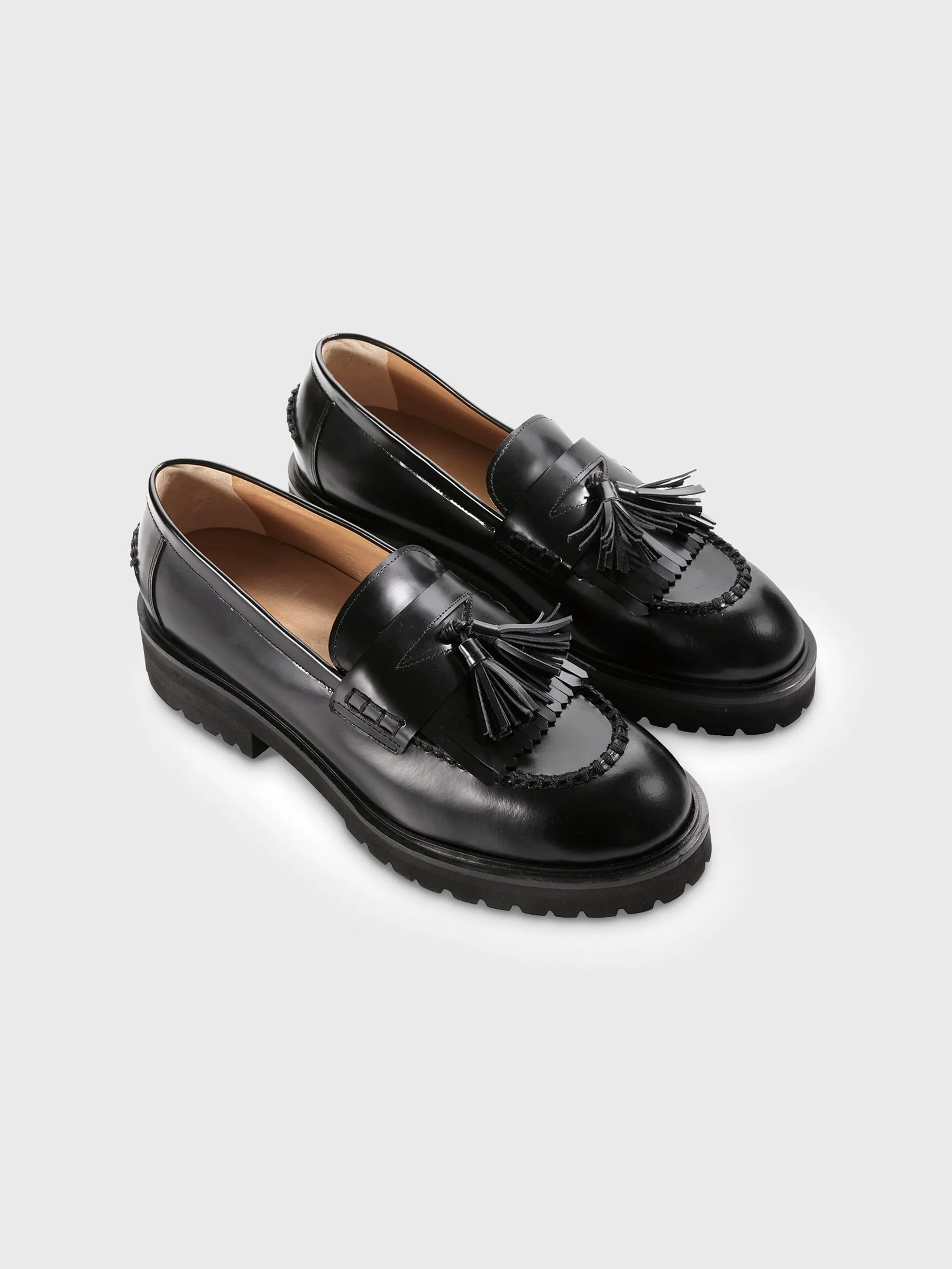 chunky tassel loafer