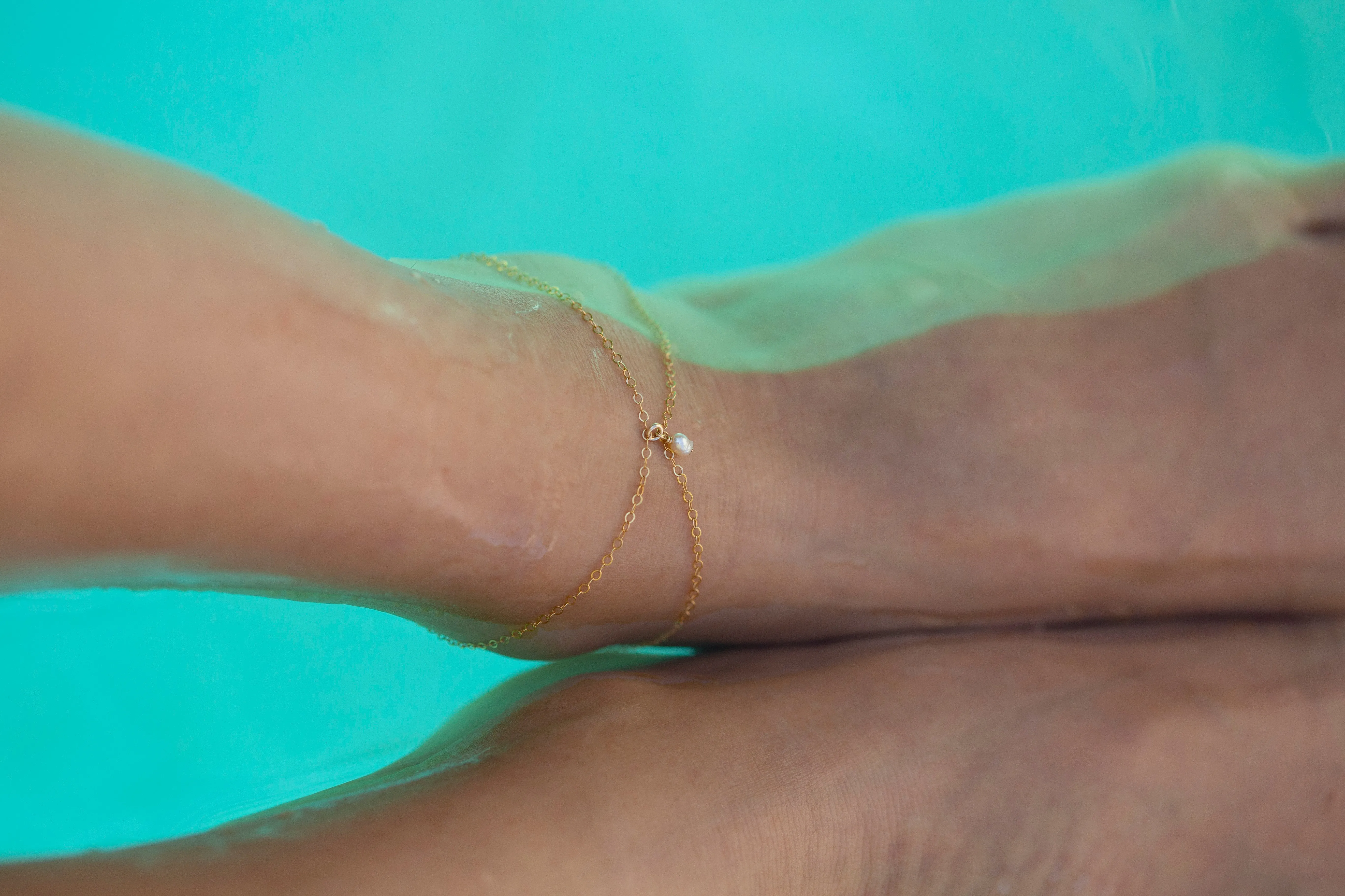 Dainty Anklet with small Fresh water pearl