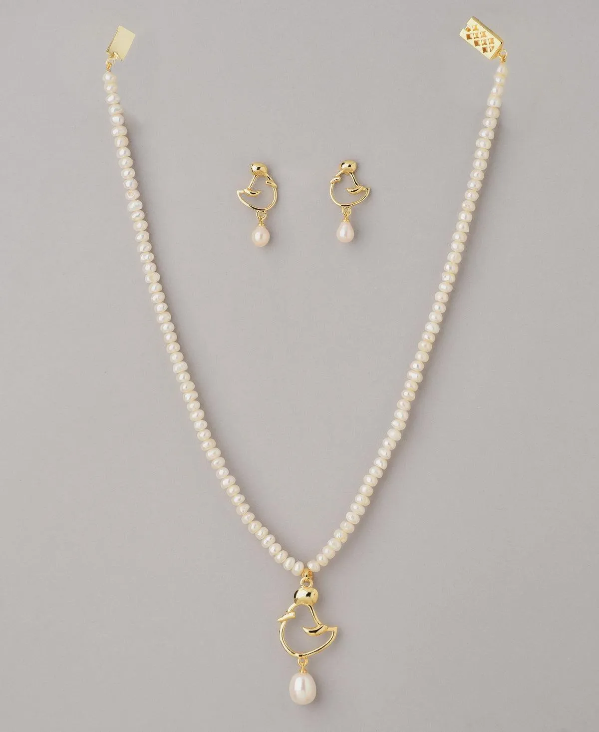 Elegant Real Pearl Necklace Set