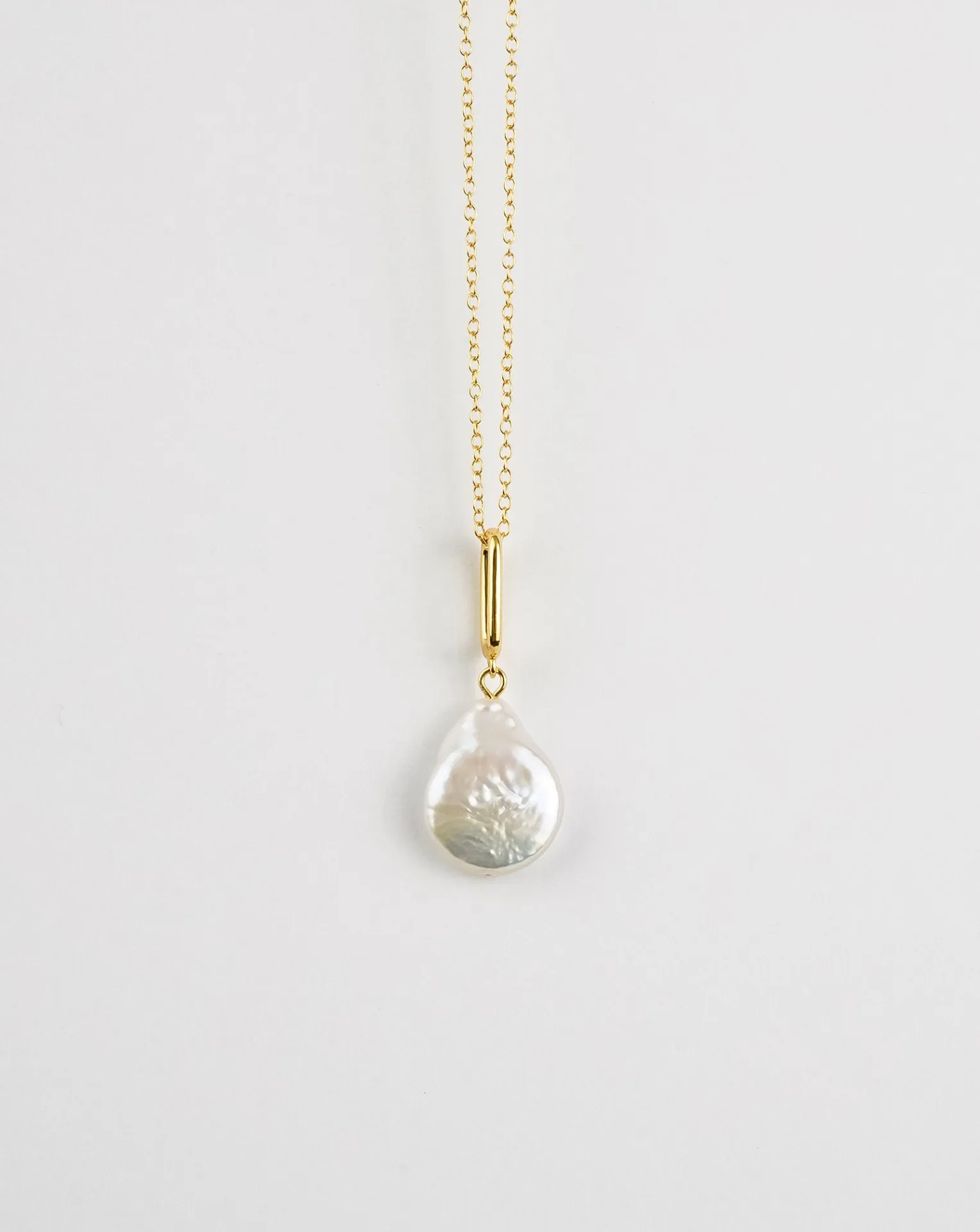 Exquisite Drop Pearl Necklace | Elegant Statement Jewelry