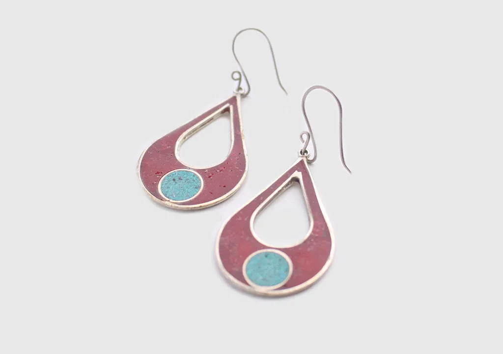 Inlaid Water Drop White Metal Earrings