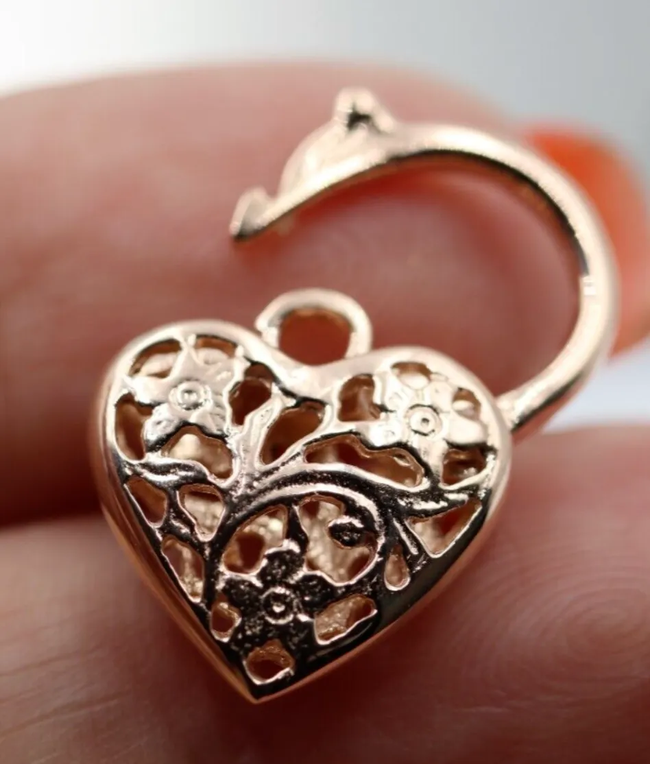 Kaedesigns New Genuine 9ct 14mm Yellow, Rose or White Gold Filigree Heart Pendant Padlock