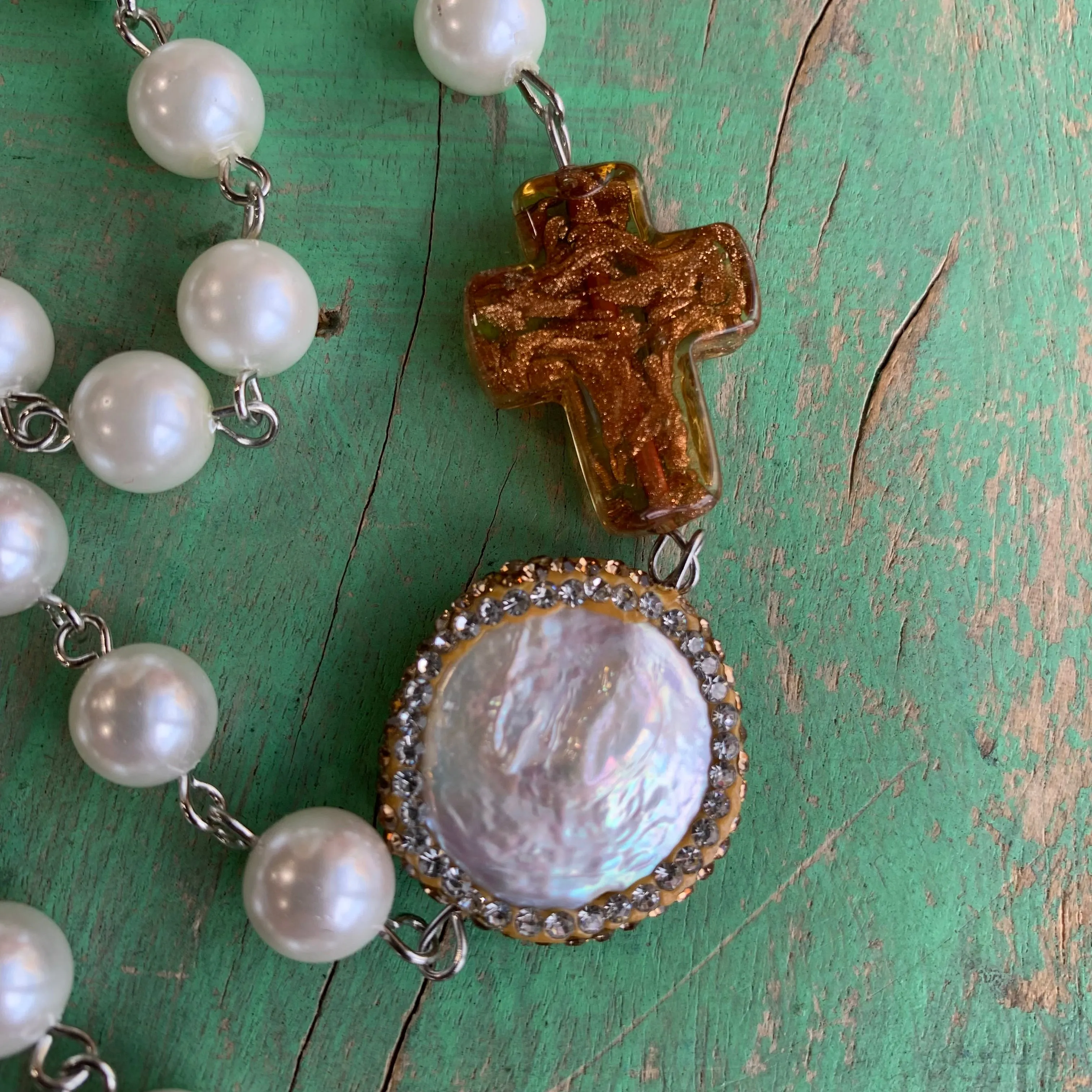 Long Shell Pearl Necklace with Cross