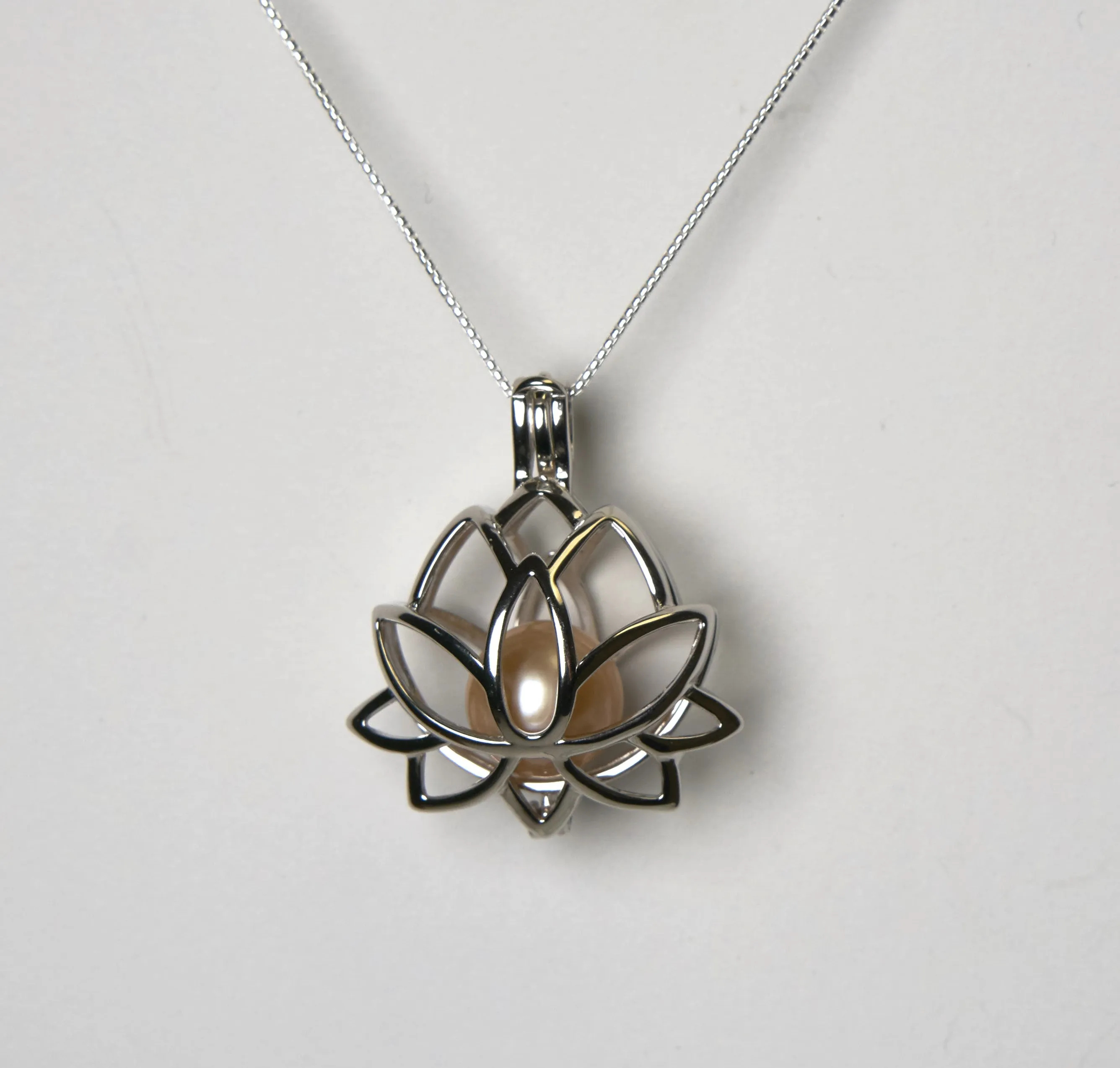 Lotus Cage Edison Necklace