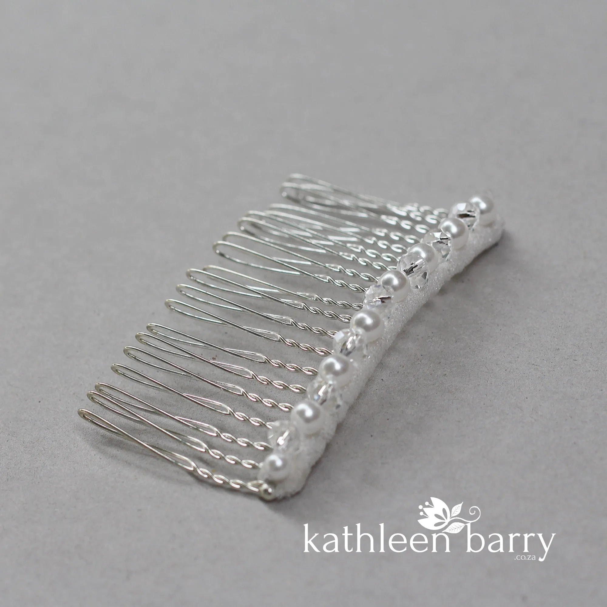 Mishka veil comb - simple comb for attaching a veil