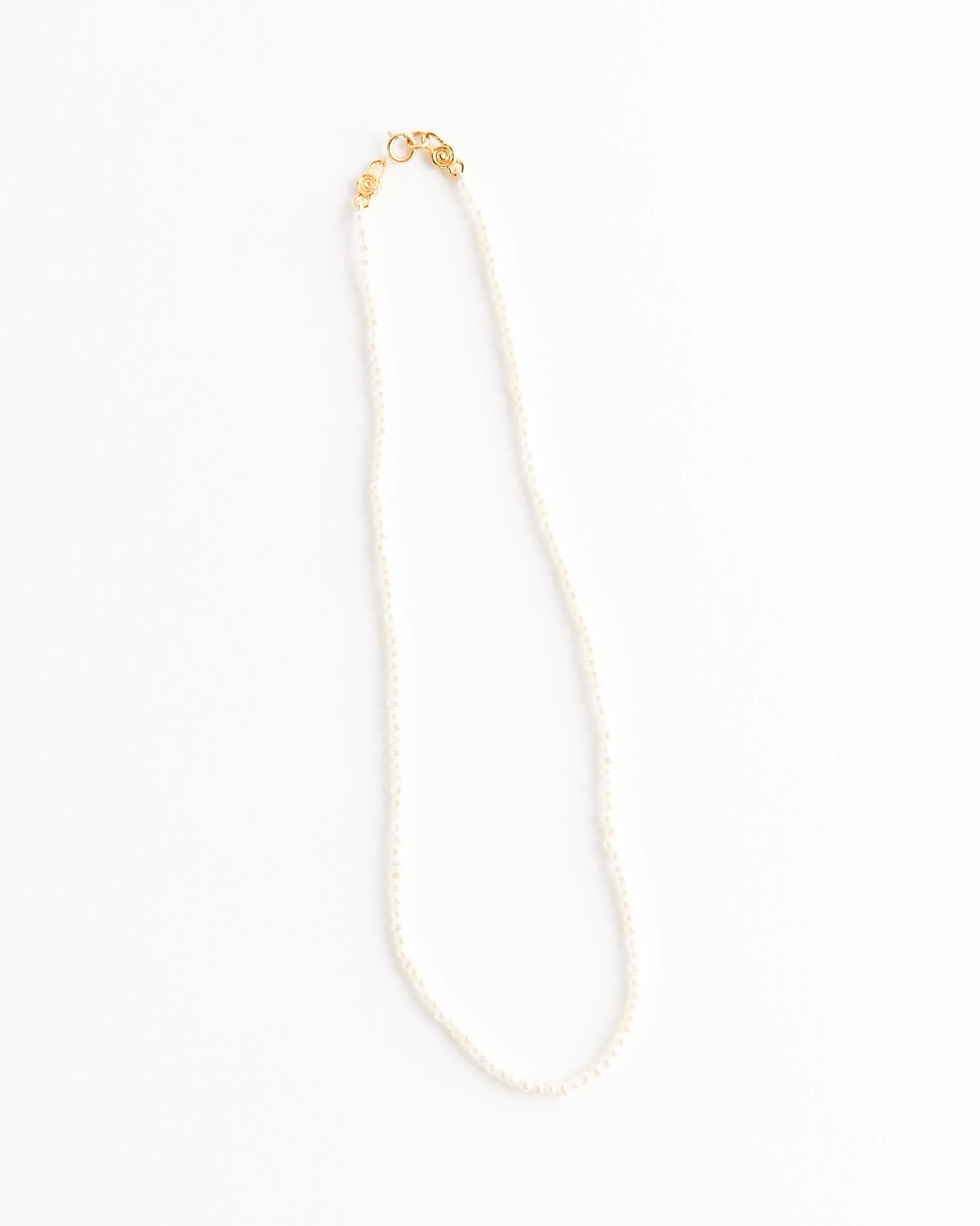 Necklace in Petite Pearl