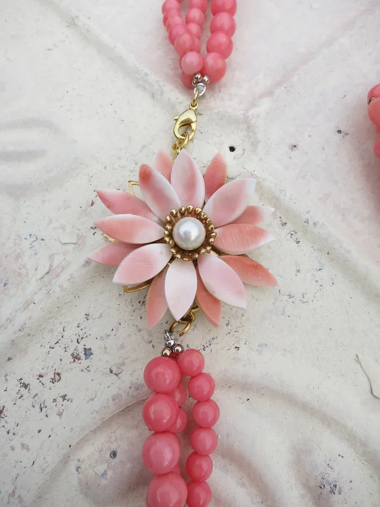 Peachy Flower Necklace