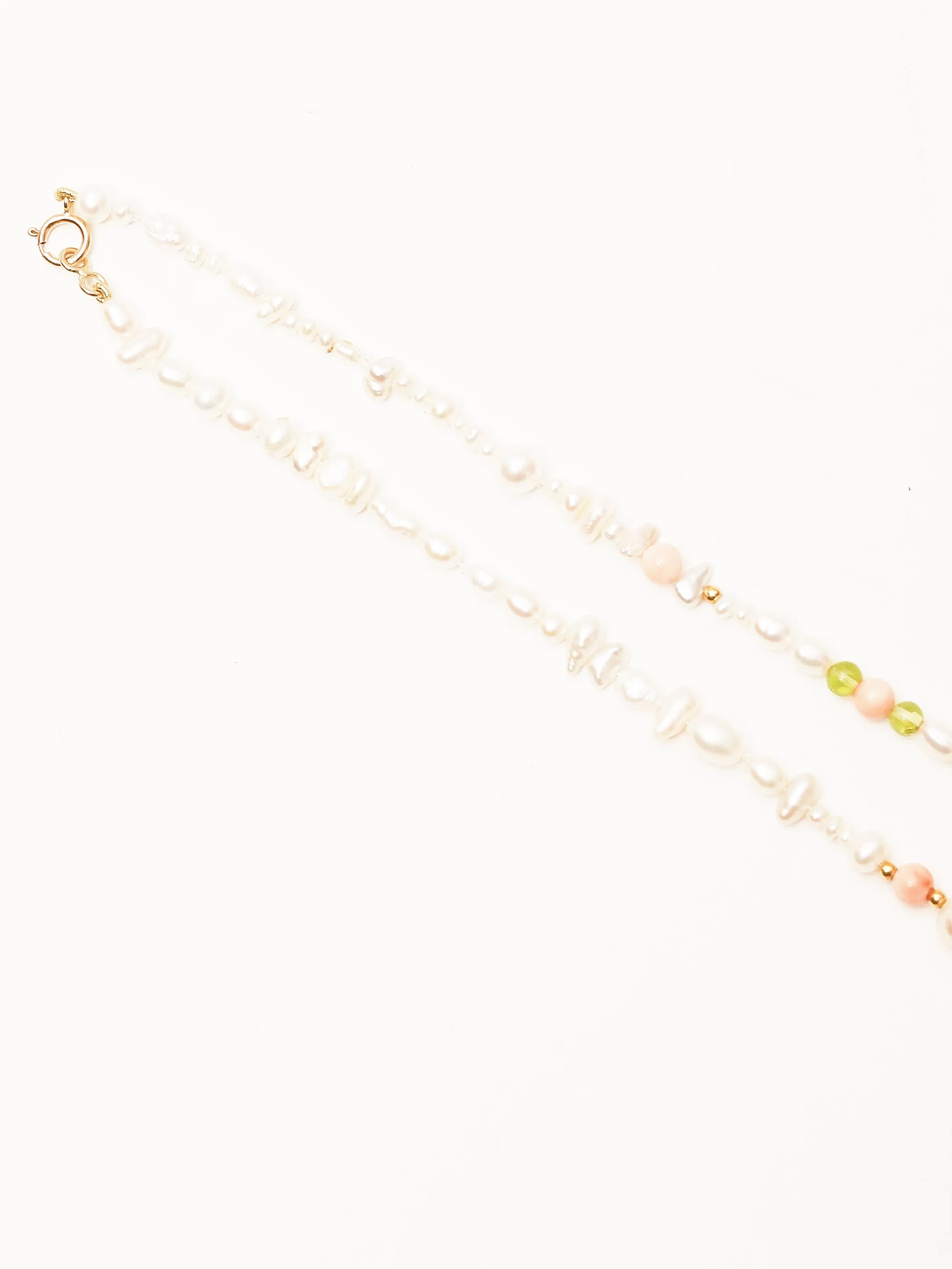 Preppy Raver Coral Necklace