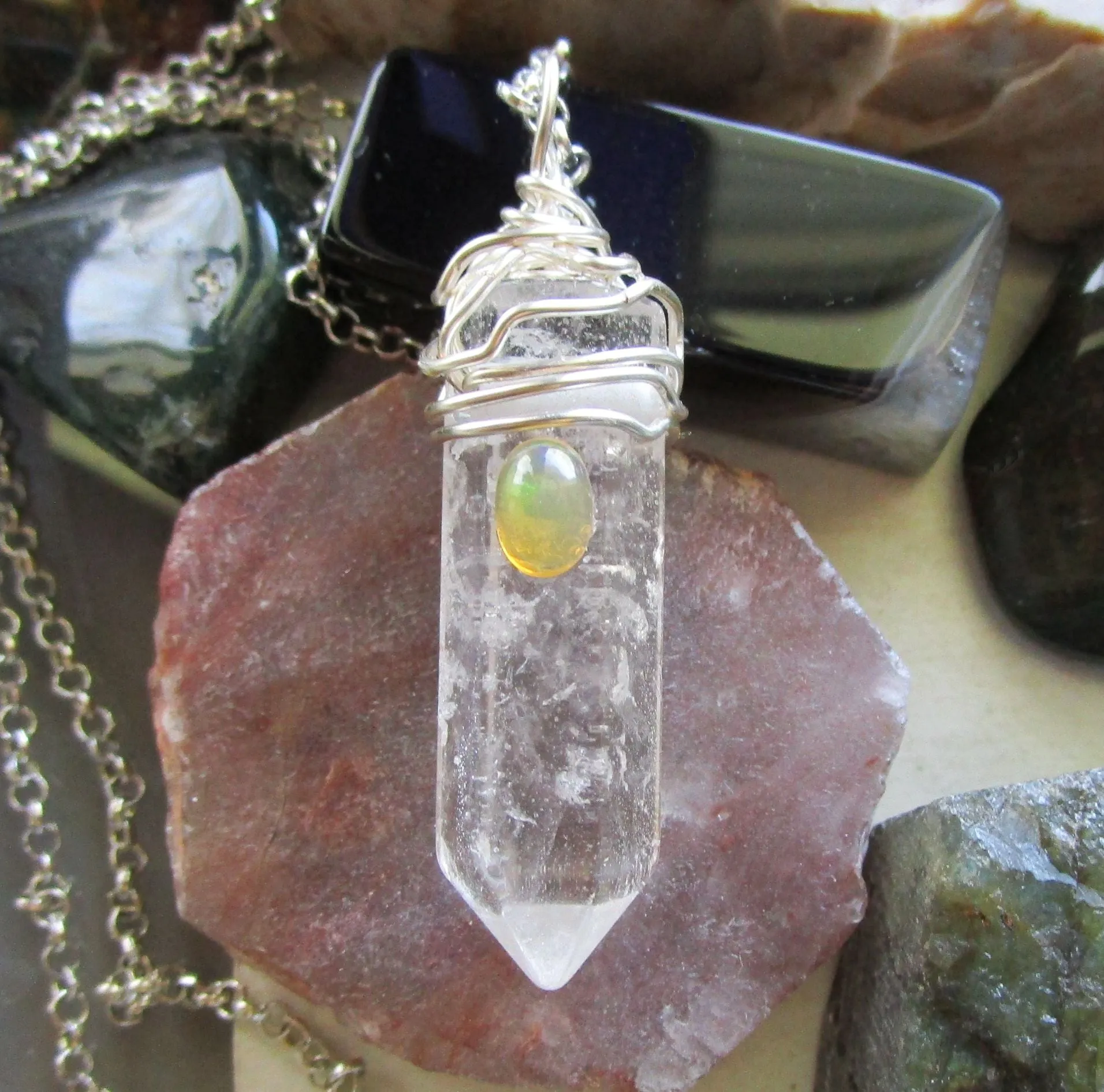 Quartz Crystal Natural Welo Opal Gemstone Pendant Necklace