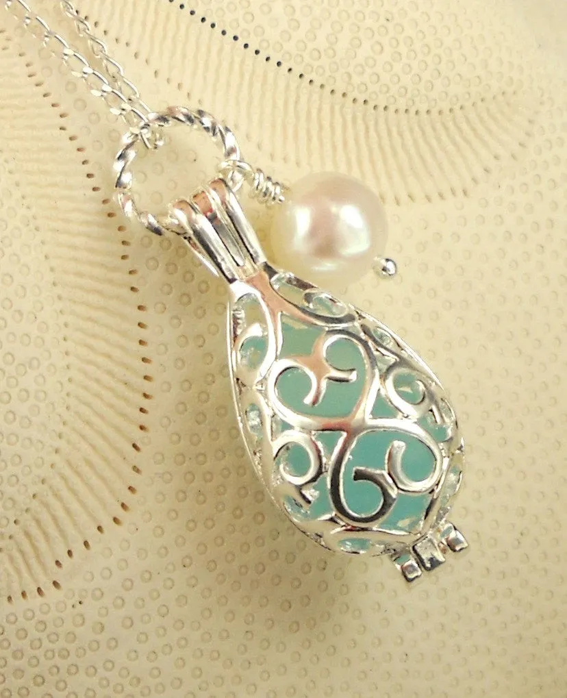 Rare GENUINE Turquoise Sea Glass Filled Filigree Locket Necklace