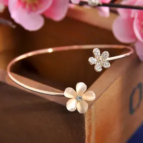 Small daisy  bracelet