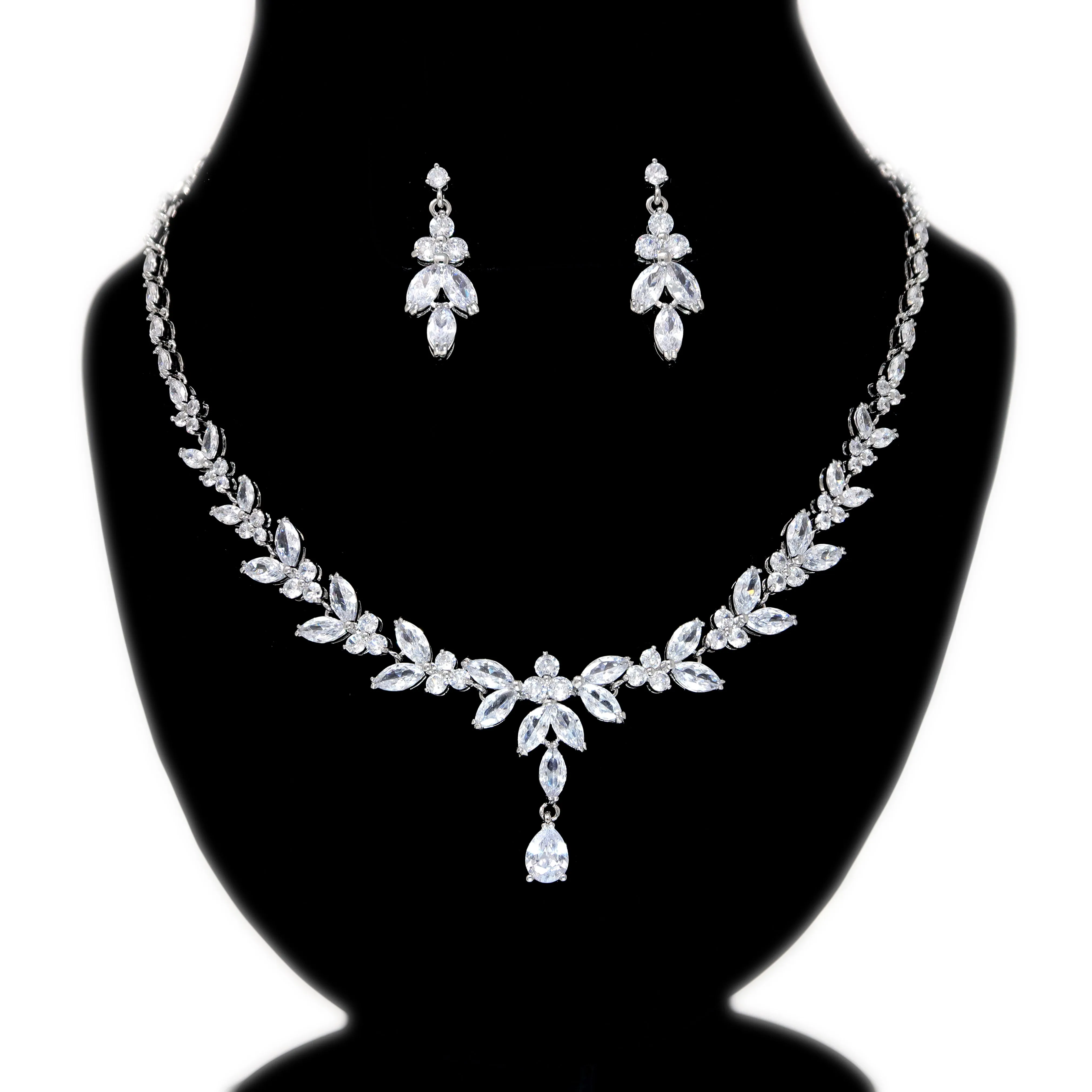 Swarovski Crystal Luxury Flower Diamond/Crystal Necklace, Bridal Necklace Set, Bridal Jewelry, Statement Necklace