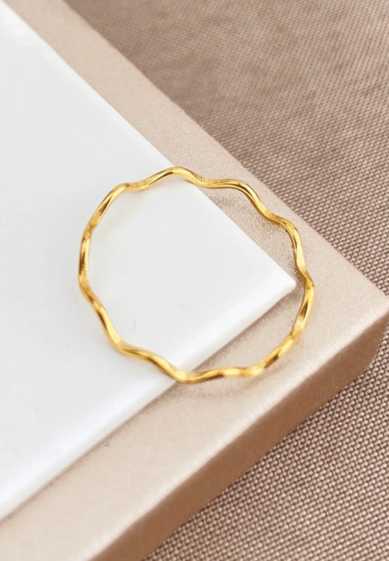 Zen Wave Ring in Gold